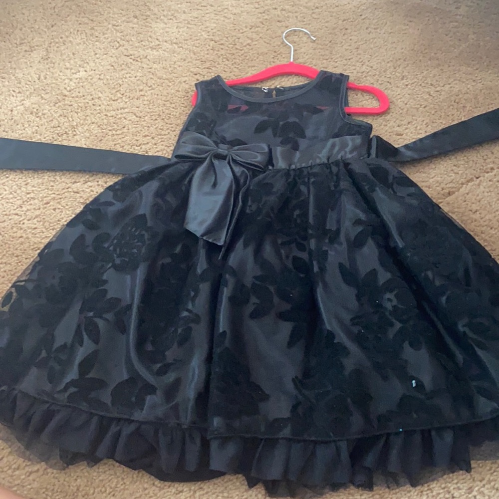 Little girls dress size 5